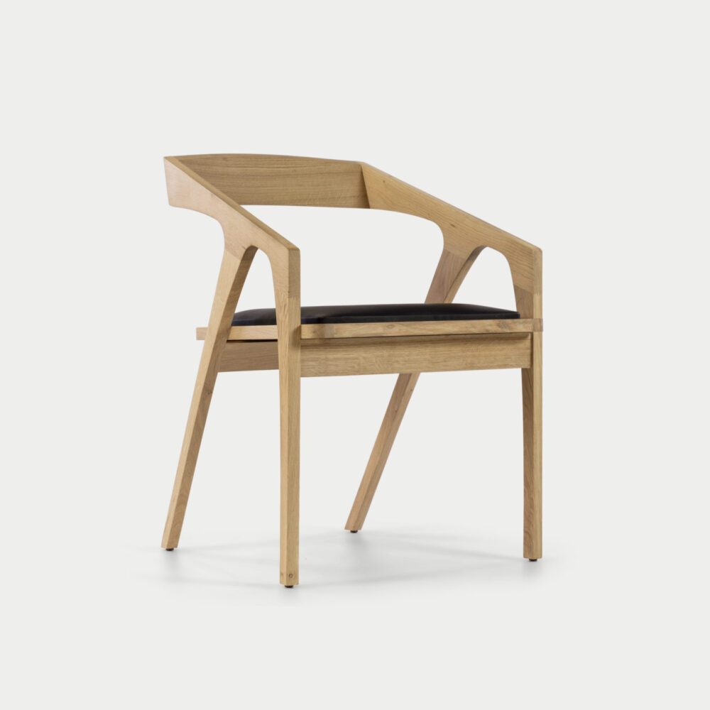 eiken houten stoelen