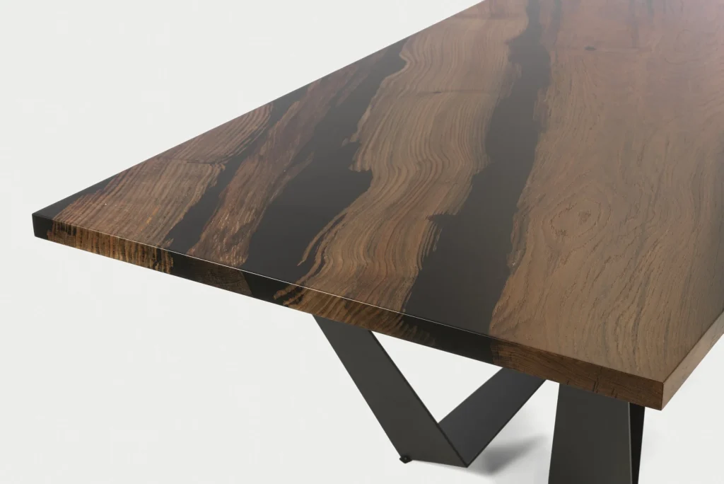 Nabaos / Epoxy Tafel van Gefossiliseerd Eiken met Centrale Acro Poot