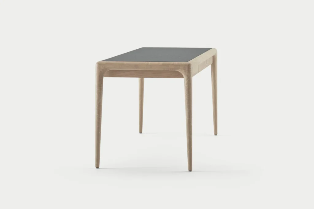 Artisan / Latus Leather / Designbureau met Leren Blad en Luxe Details
