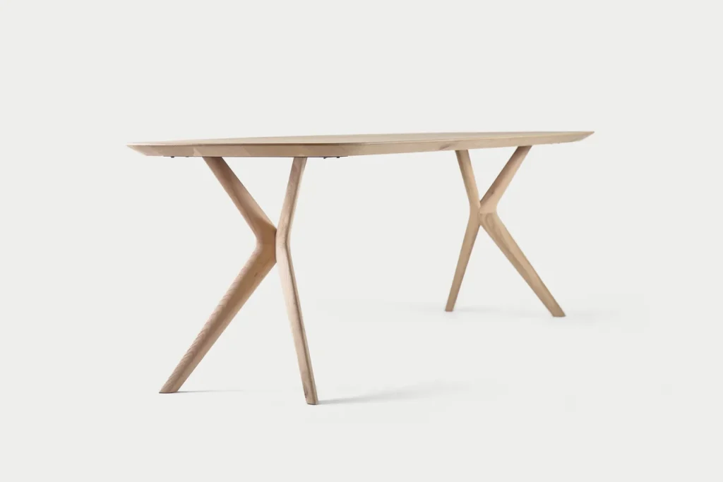 Eiken tafels