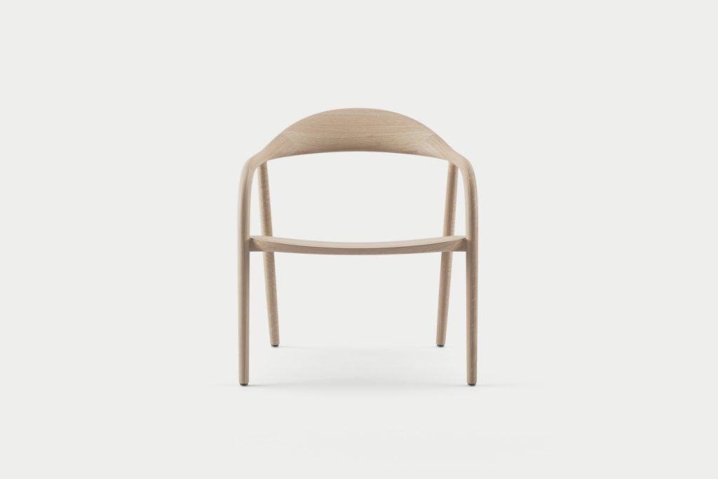 Artisan / Neva Easy Lounge / Comfortabele Design Fauteuil met Vloeiende Lijnen
